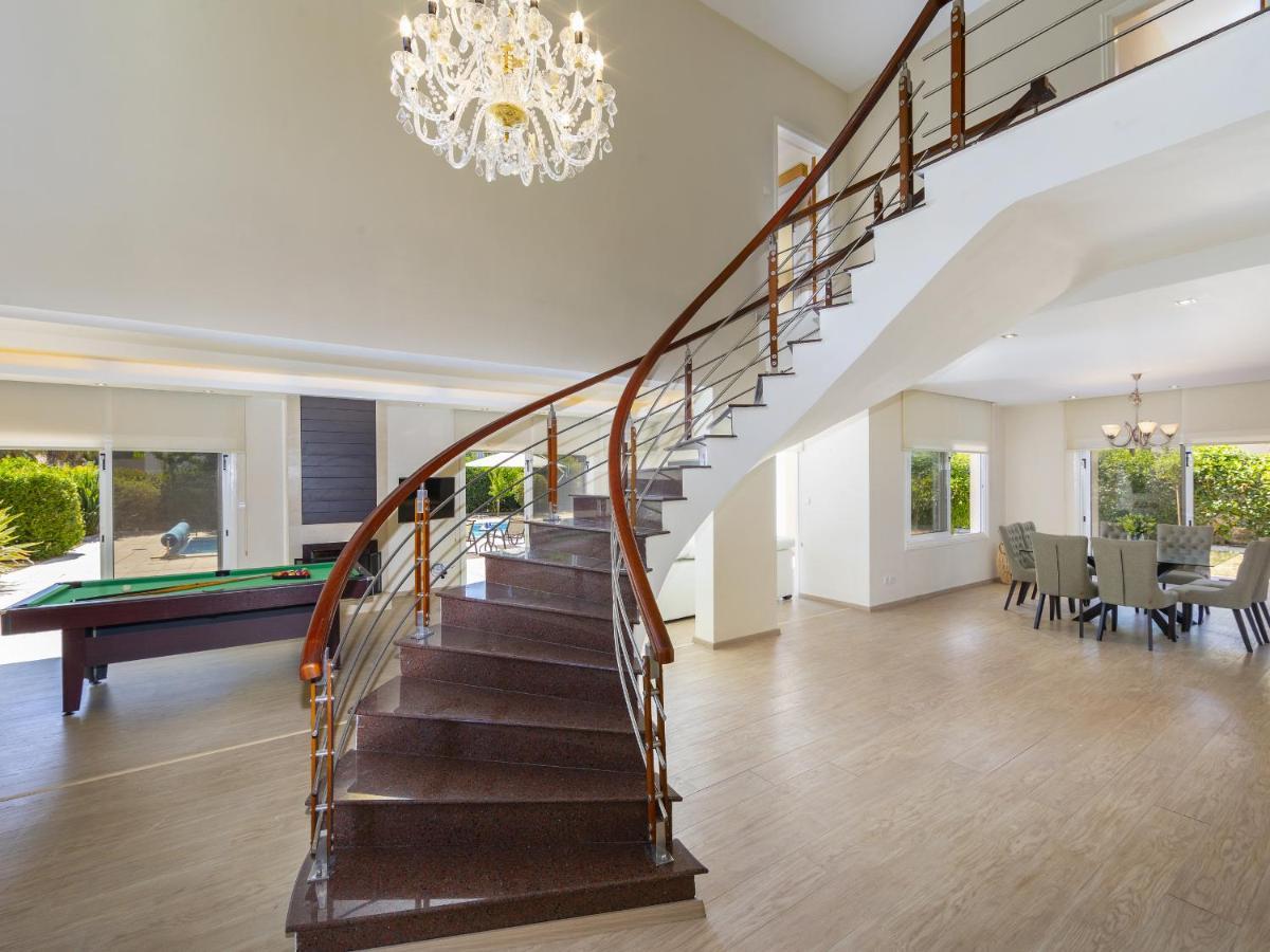 Meneou Seaside Mansion 7 Villa Larnaca Exterior photo