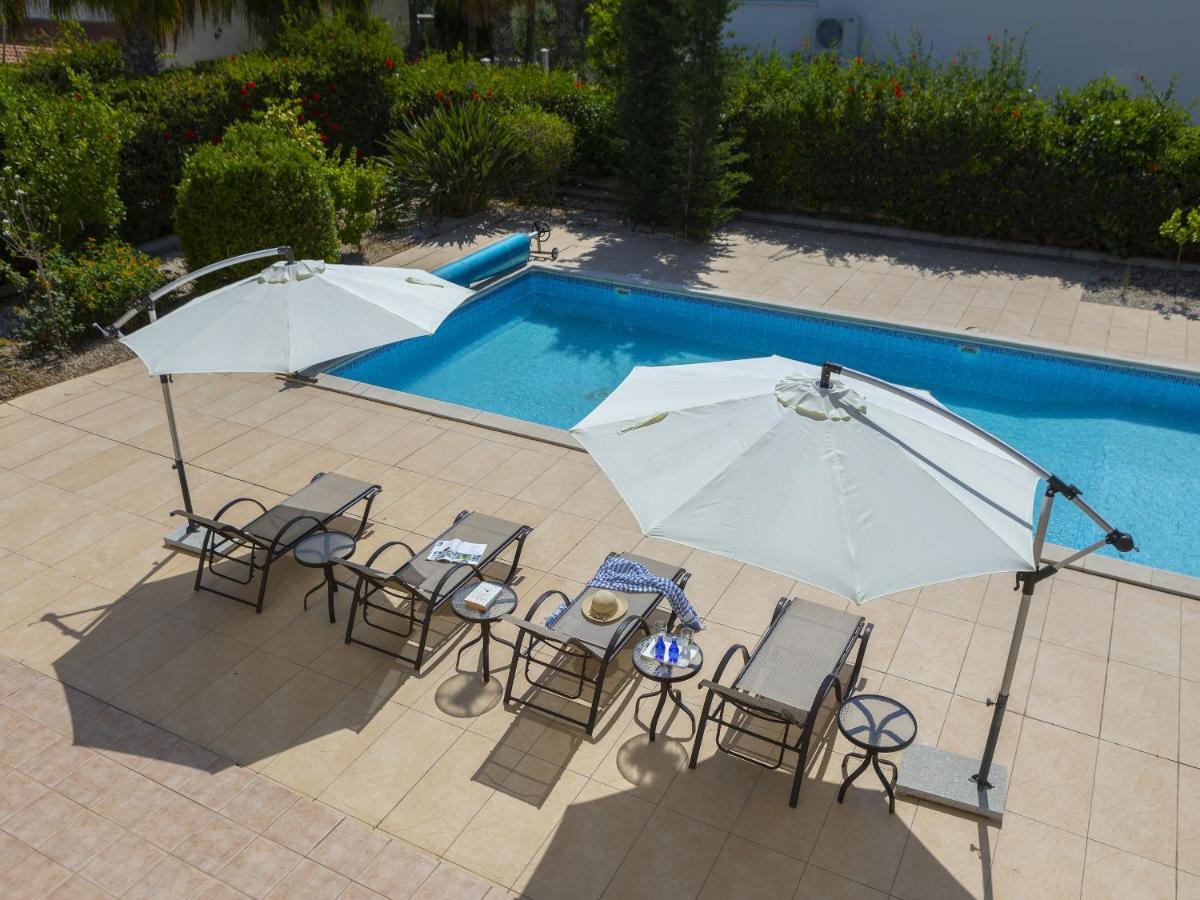 Meneou Seaside Mansion 7 Villa Larnaca Exterior photo